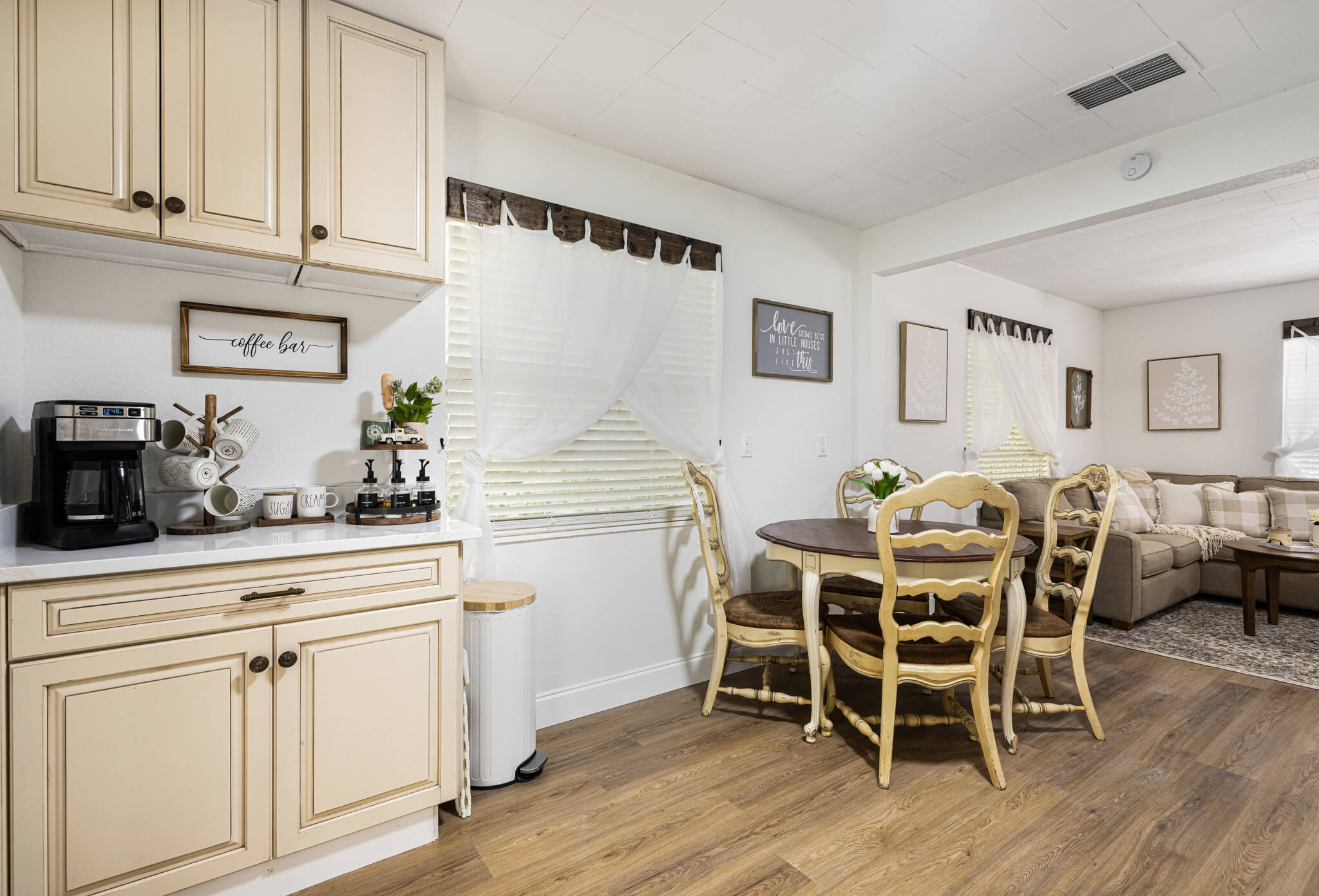 Cozy kitchen and dining area